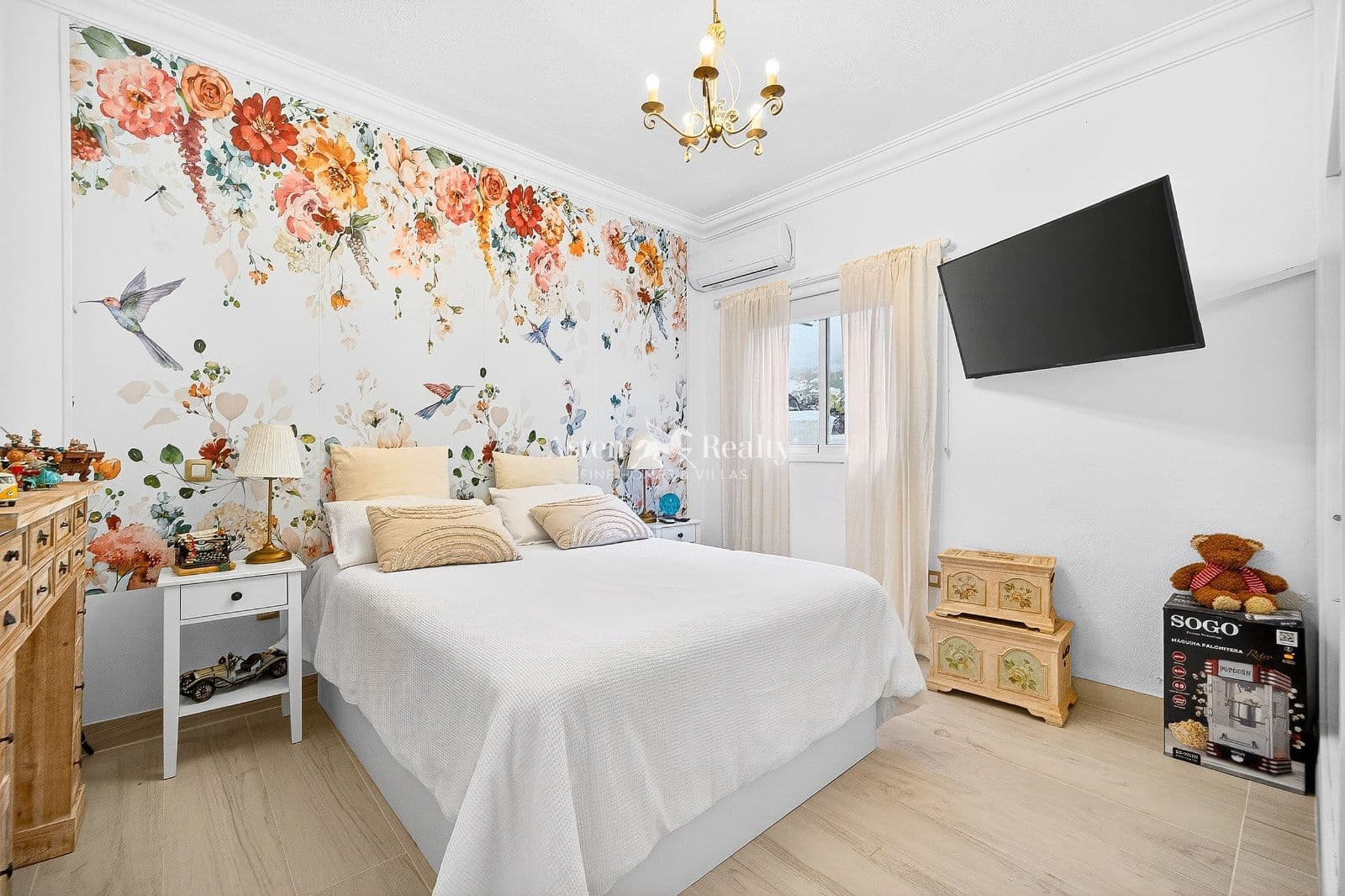 2 camera da letto Casa in vendita in Chio con piscina garage - 998.000 € (Rif: 9700093)