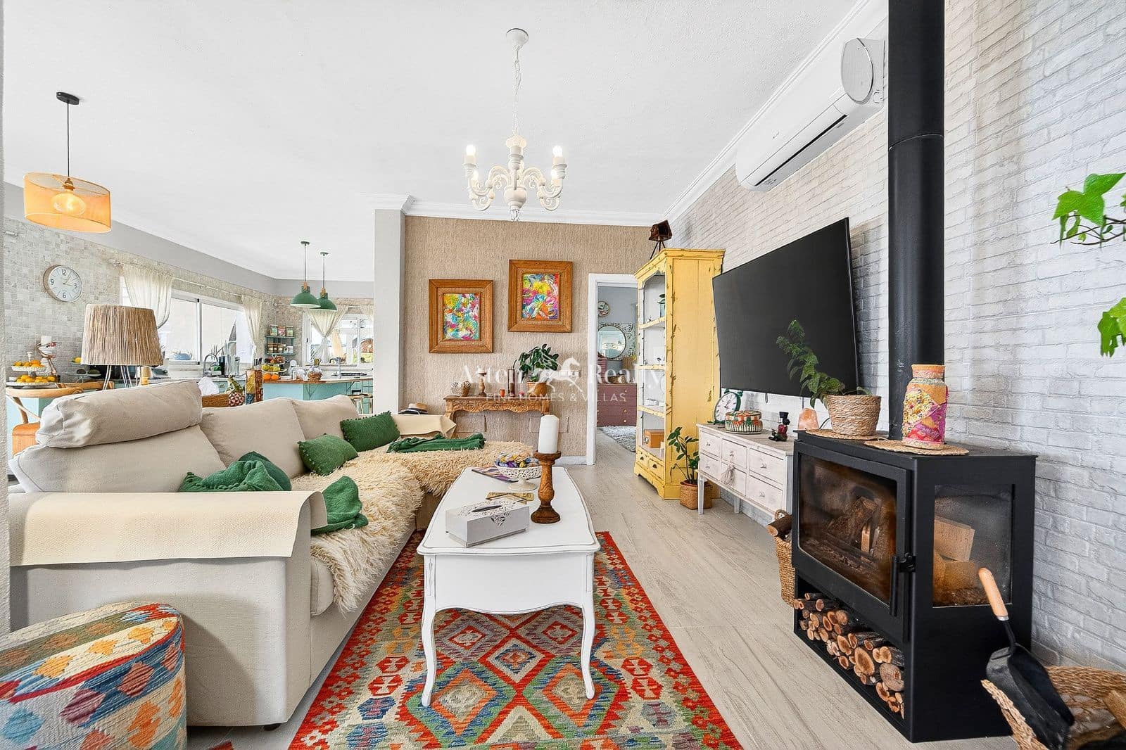 2 camera da letto Casa in vendita in Chio con piscina garage - 998.000 € (Rif: 9700093)