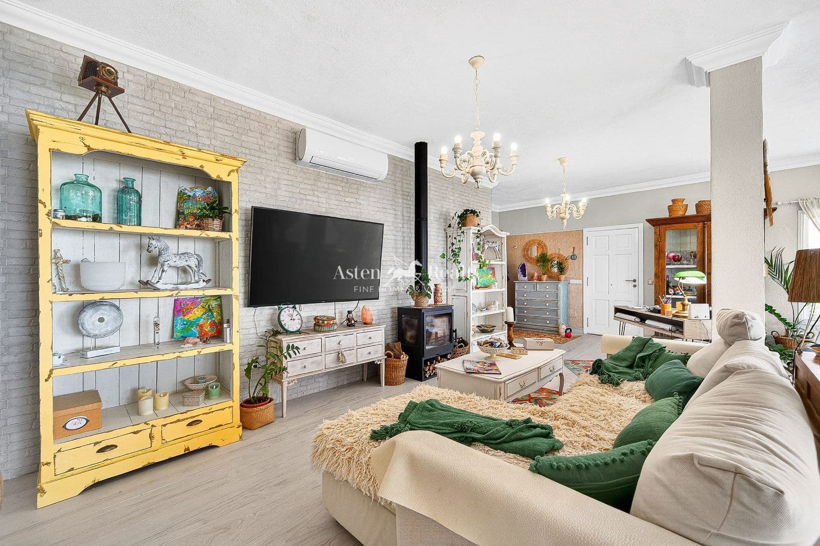 2 camera da letto Casa in vendita in Chio con piscina garage - 998.000 € (Rif: 9700093)