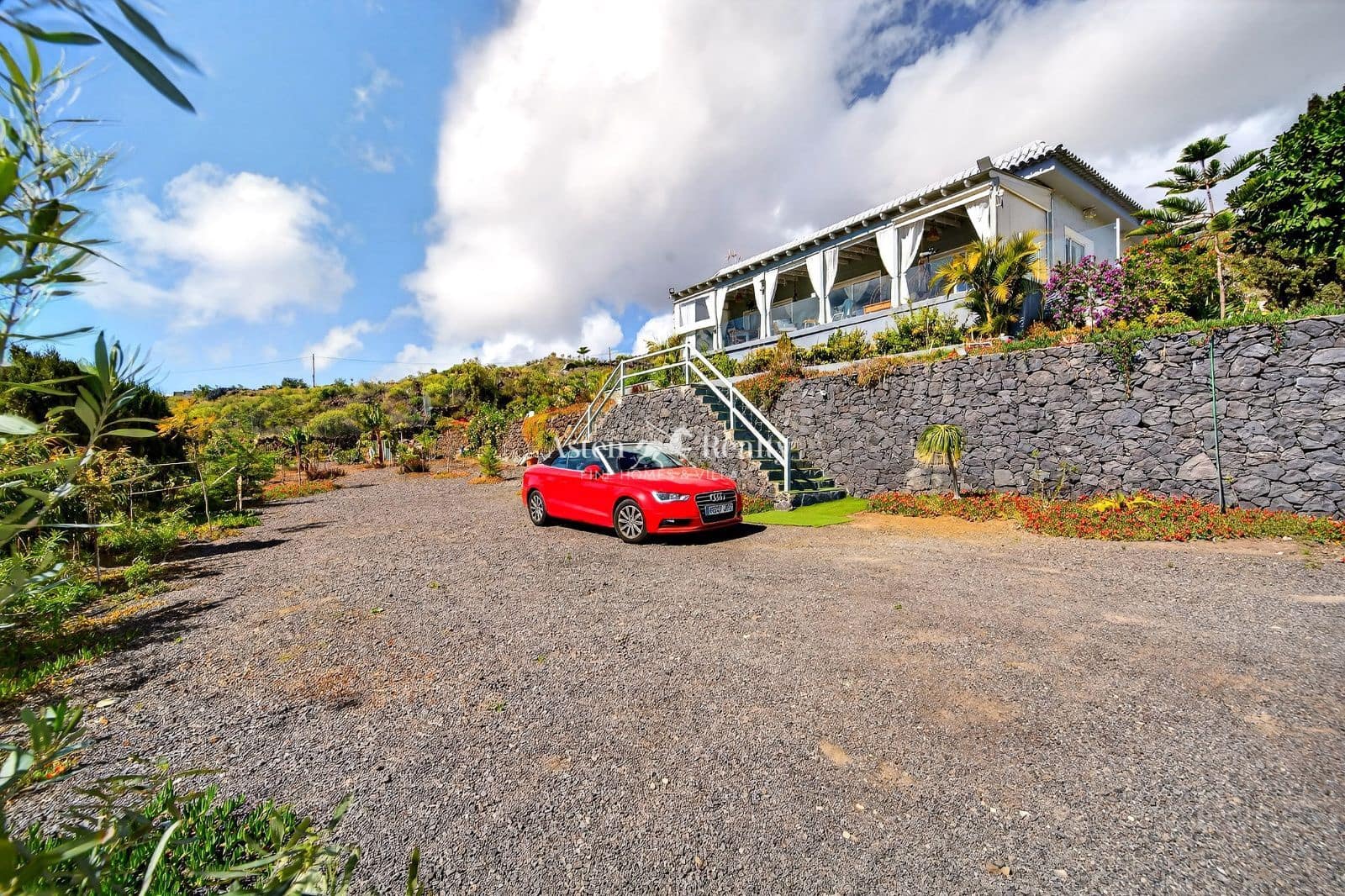 2 camera da letto Casa in vendita in Chio con piscina garage - 998.000 € (Rif: 9700093)