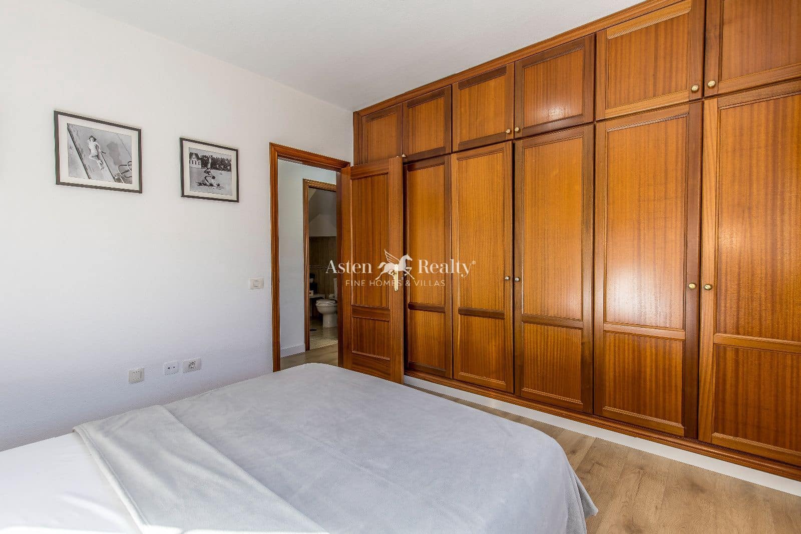 2 bedroom Penthouse for sale in Palm-Mar with pool garage - € 360,000 (Ref: 9700094)