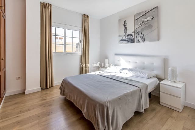 2 bedroom Penthouse for sale in Palm-Mar, Arona with pool garage - € 360,000 (Ref: 9700094)