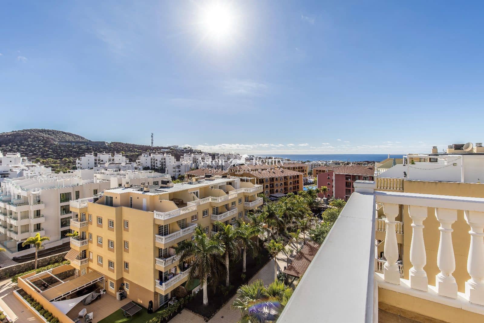 2 bedroom Penthouse for sale in Palm-Mar with pool garage - € 360,000 (Ref: 9700094)