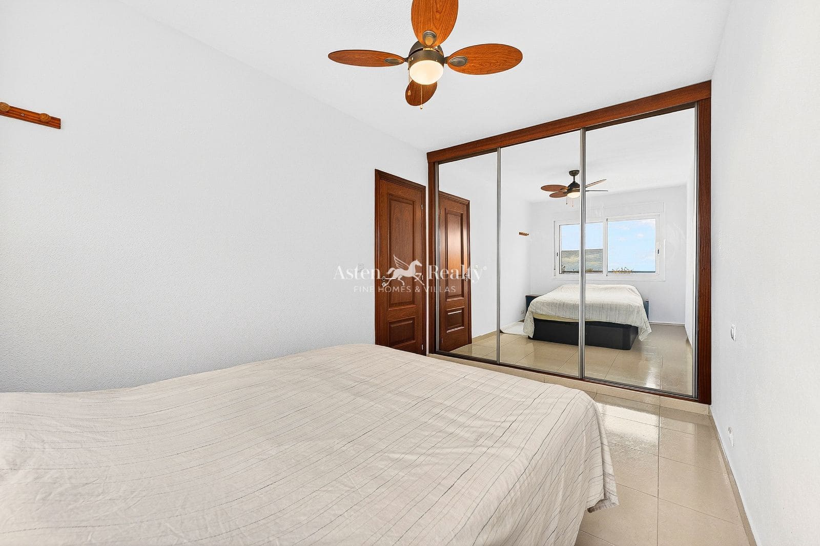 2 soveværelse Penthouse til salg i Torviscas med swimmingpool garage - € 428.000 (Ref: 9714089)