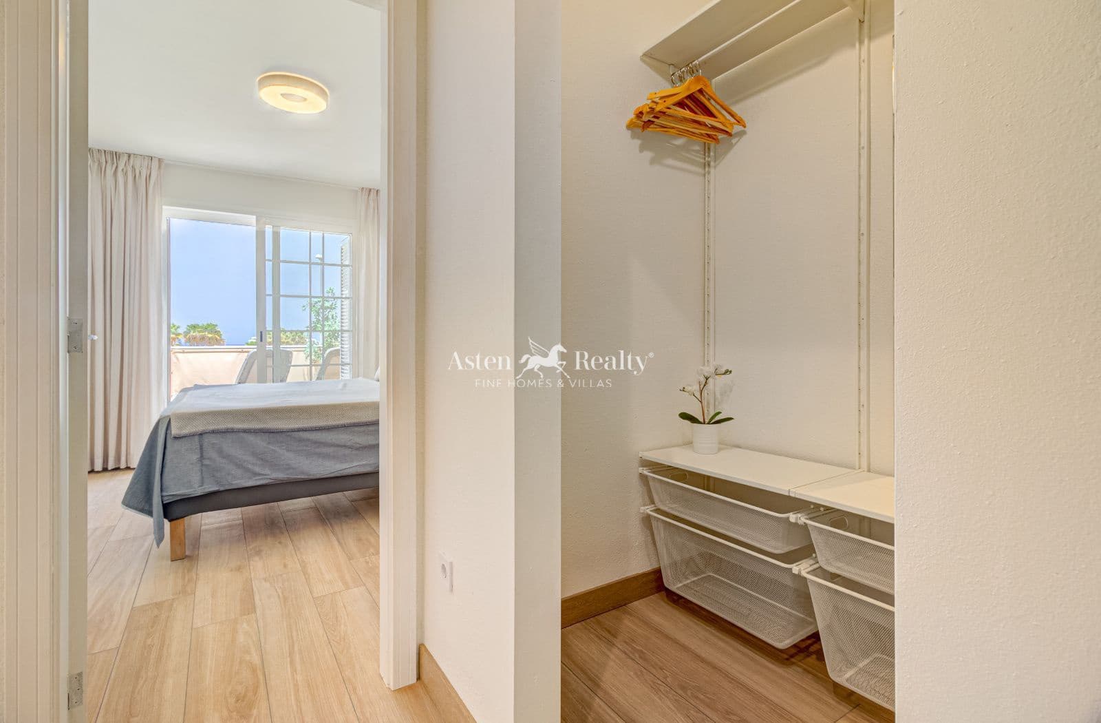 1 soveværelse Penthouse til salg i La Caleta Adeje med swimmingpool garage - € 575.000 (Ref: 9715186)