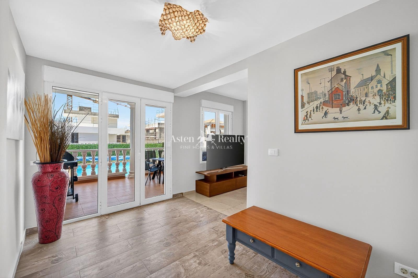 4 bedroom Townhouse for sale in Los Cristianos with pool garage - € 850,000 (Ref: 9730697)