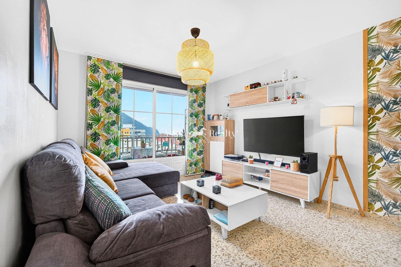 3 bedroom Penthouse for sale in Los Realejos with garage - € 300,000 (Ref: 9730698)