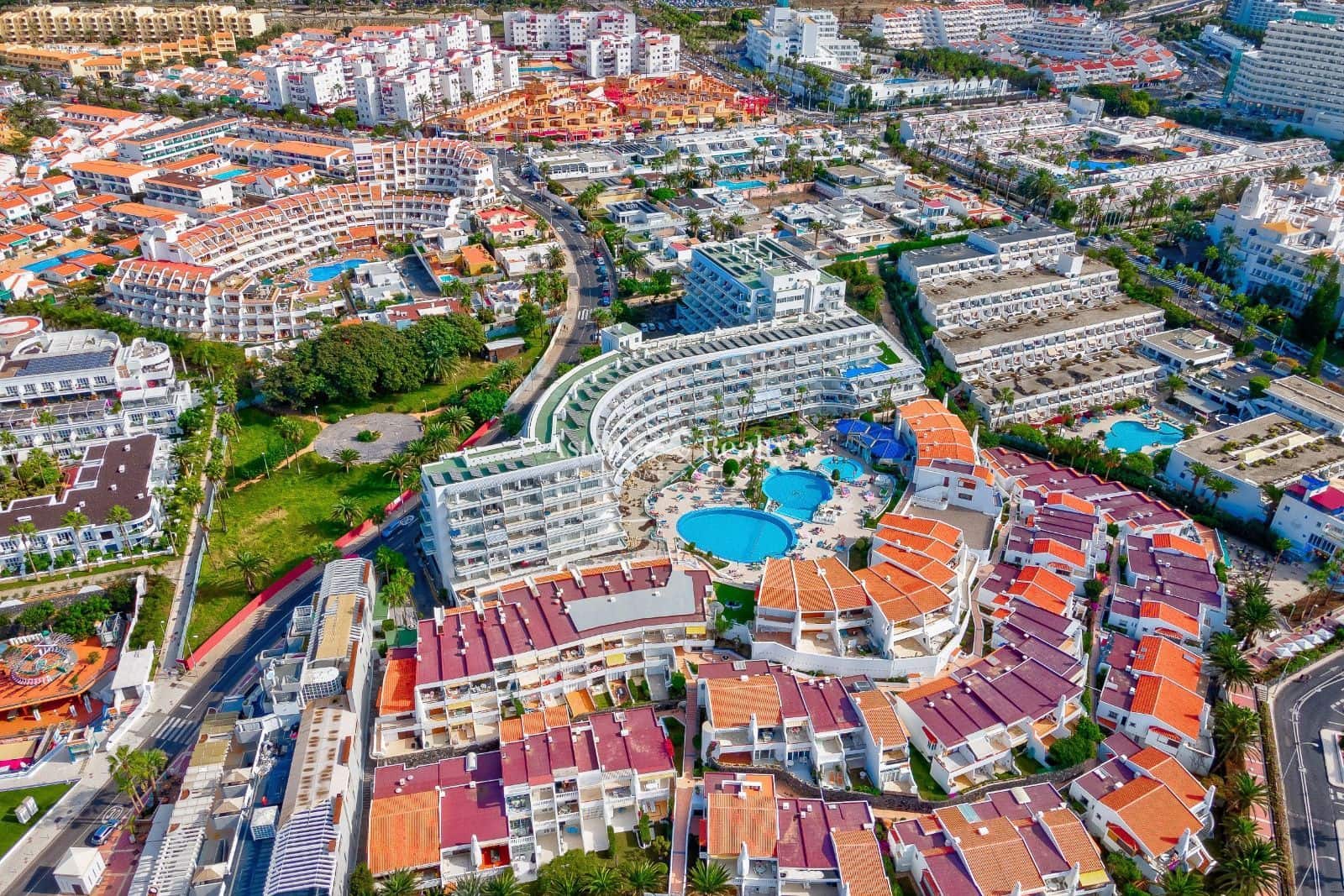 2 soverom Penthouse til salgs i Costa Adeje med svømmebasseng - € 950 000 (Ref: 9730699)