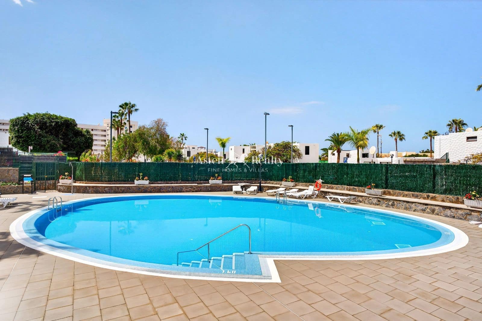 2 soverom Leilighet til salgs i Playa de las Americas med svømmebasseng - € 475 000 (Ref: 9730701)