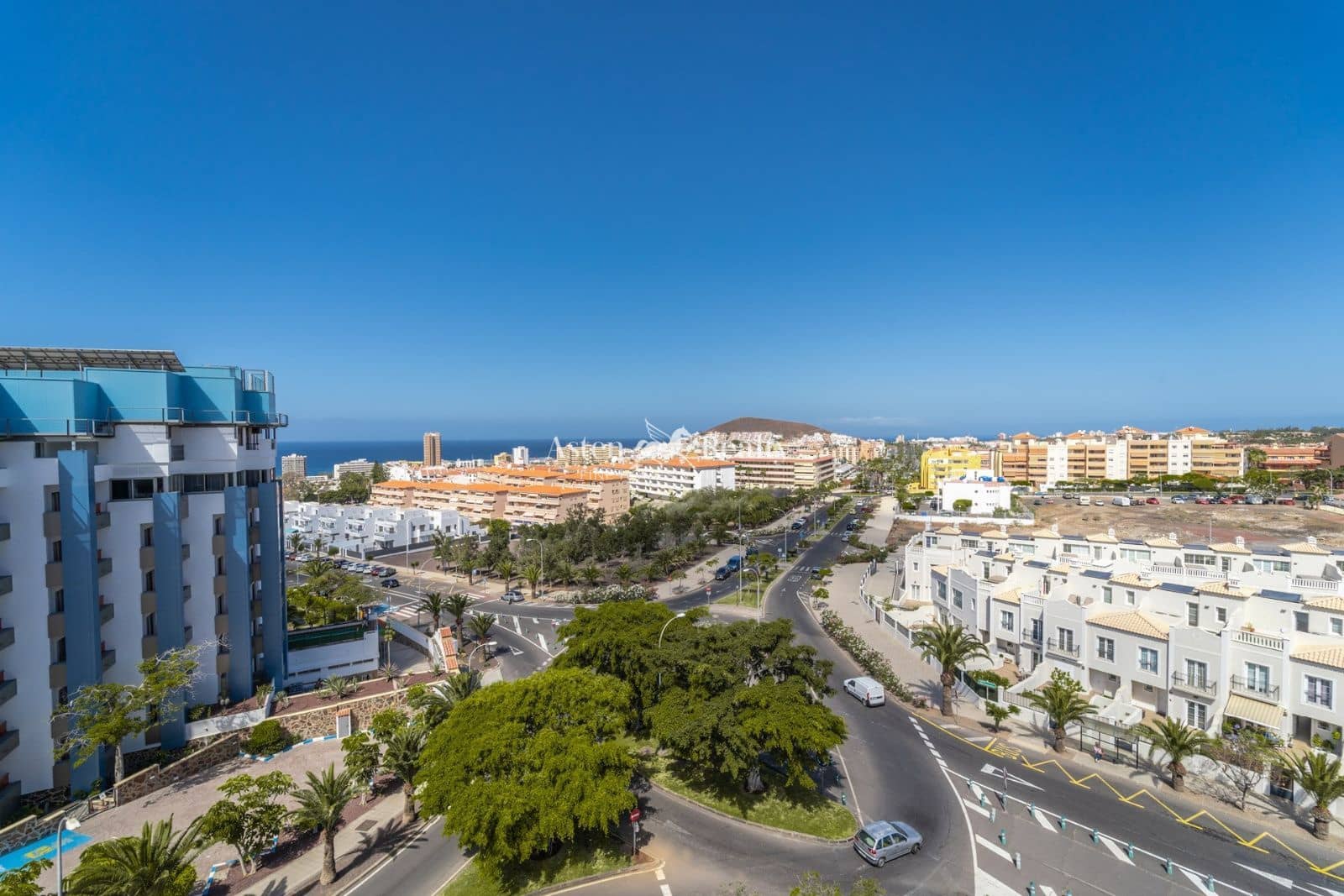 1 sovrum Lägenhet till salu i Los Cristianos med pool - 270 000 € (Ref: 9730702)