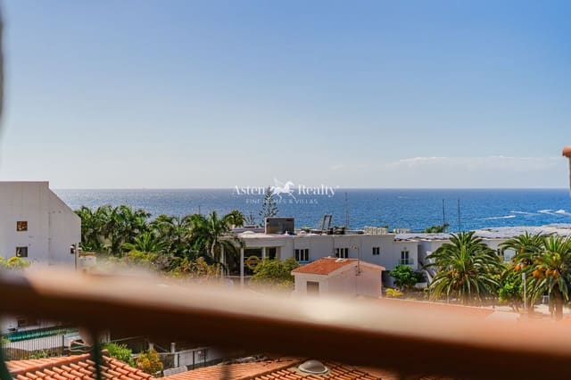 4 soverom Villa til salgs i San Eugenio Bajo, Adeje med svømmebasseng garasje - € 750 000 (Ref: 9735965)