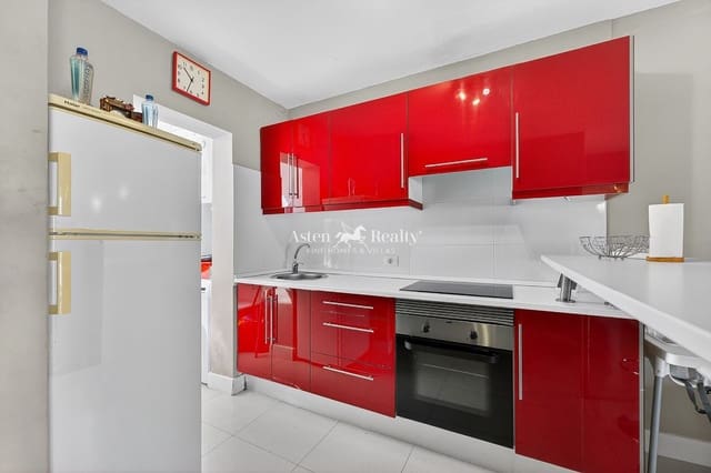 3 sypialnia Mieszkanie na sprzedaż w San Eugenio Alto, Adeje z basenem - 350 000 € (Ref: 9751094)