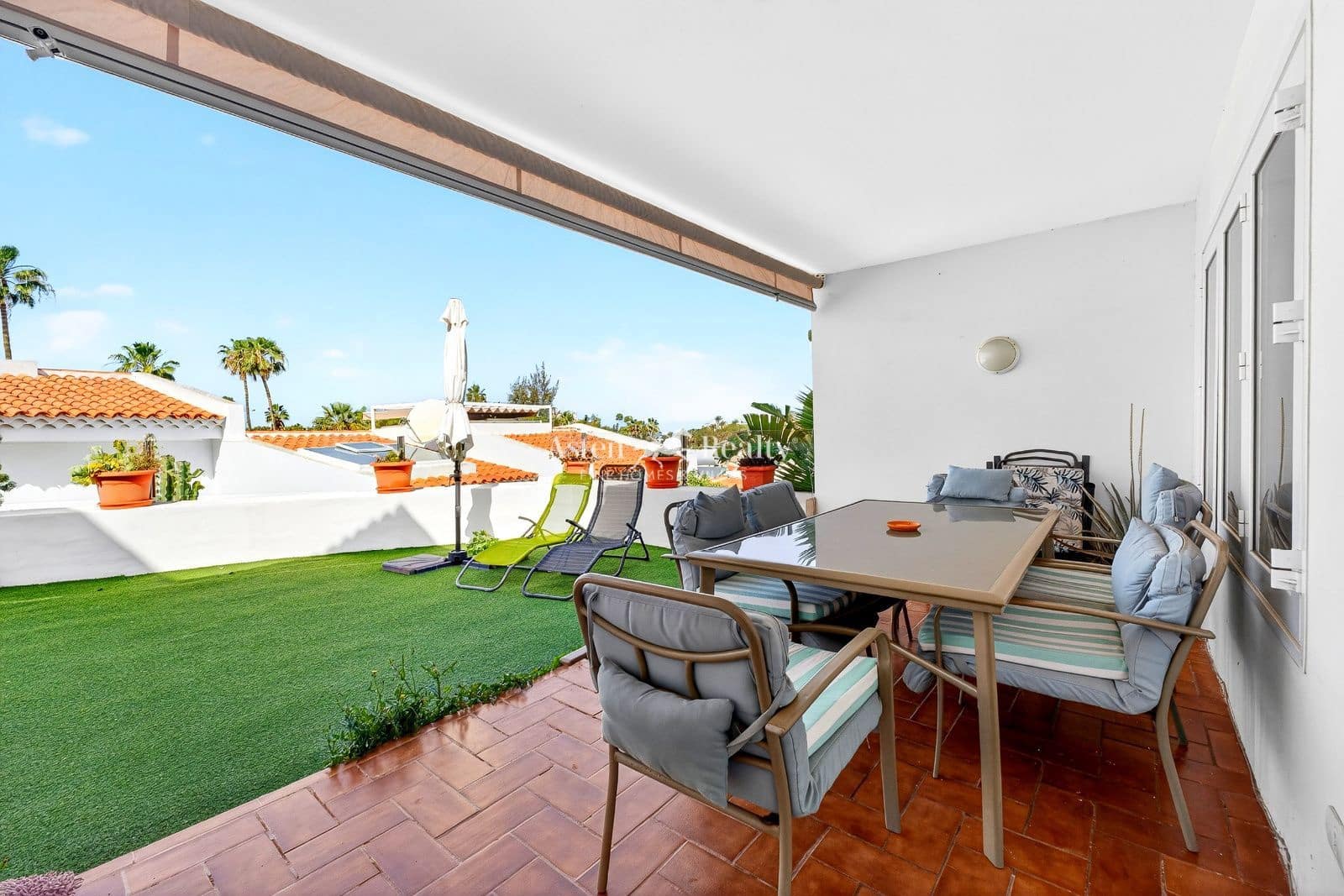 3 bedroom Flat for sale in Costa Adeje with pool - € 350,000 (Ref: 9751094)