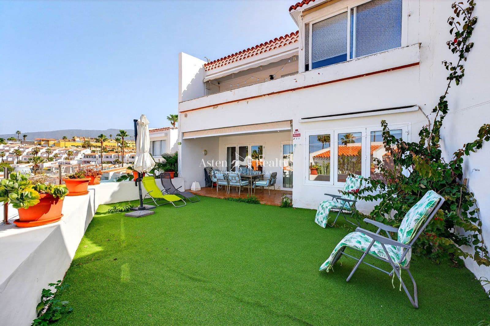 3 bedroom Flat for sale in Costa Adeje with pool - € 350,000 (Ref: 9751094)