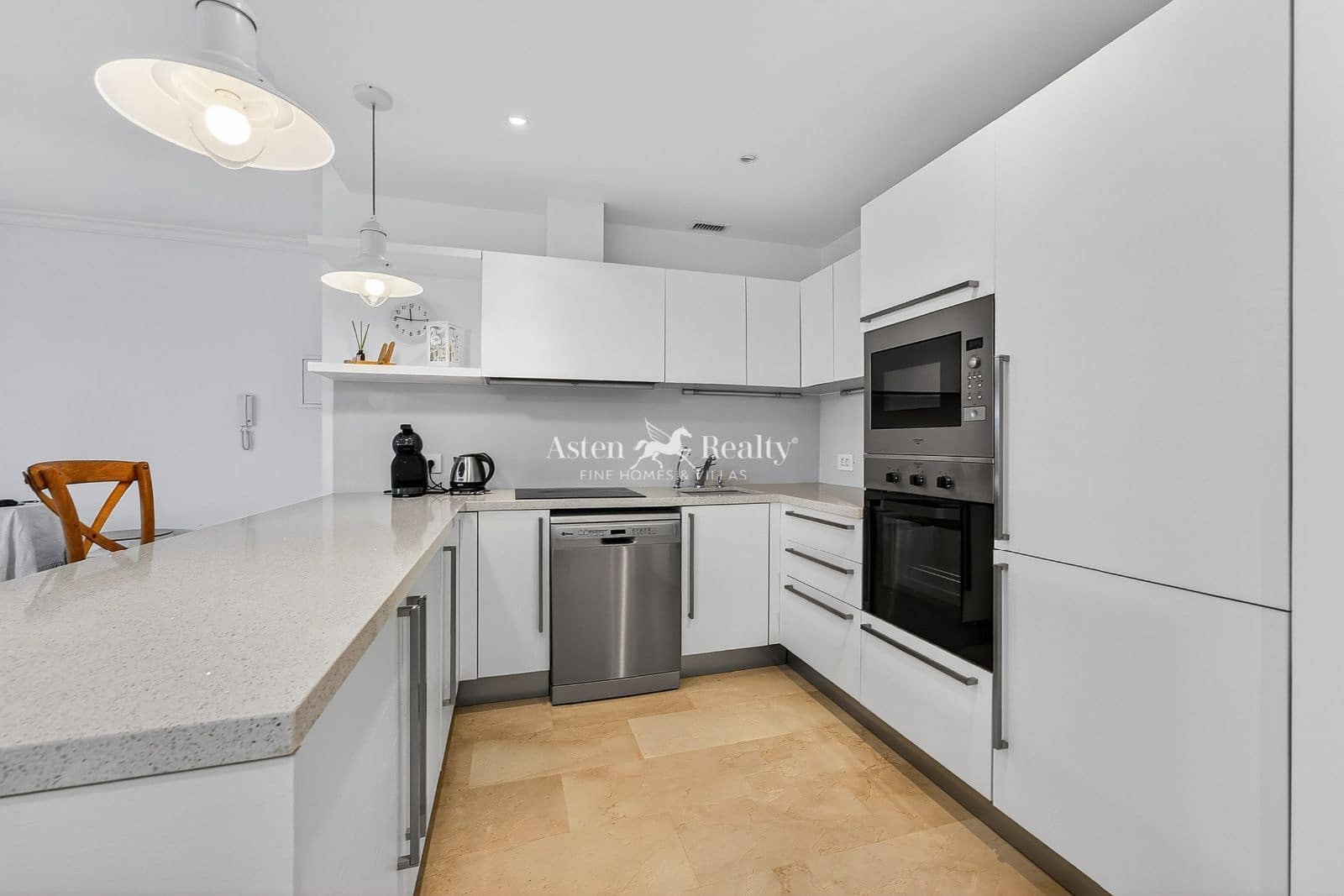 3 soveværelse Lejlighed til salg i Amarilla Golf med swimmingpool garage - € 490.000 (Ref: 9761572)