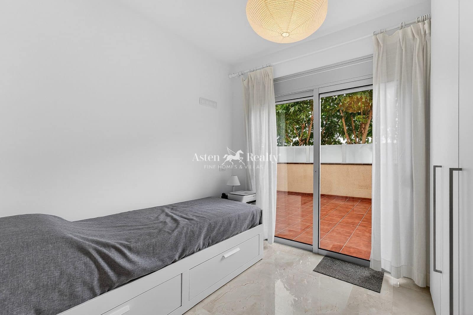 3 soveværelse Lejlighed til salg i Amarilla Golf med swimmingpool garage - € 490.000 (Ref: 9761572)