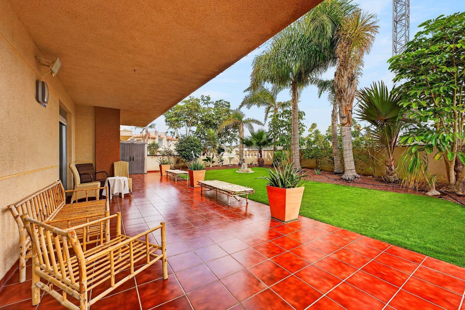 3 soveværelse Lejlighed til salg i Amarilla Golf med swimmingpool garage - € 490.000 (Ref: 9761572)