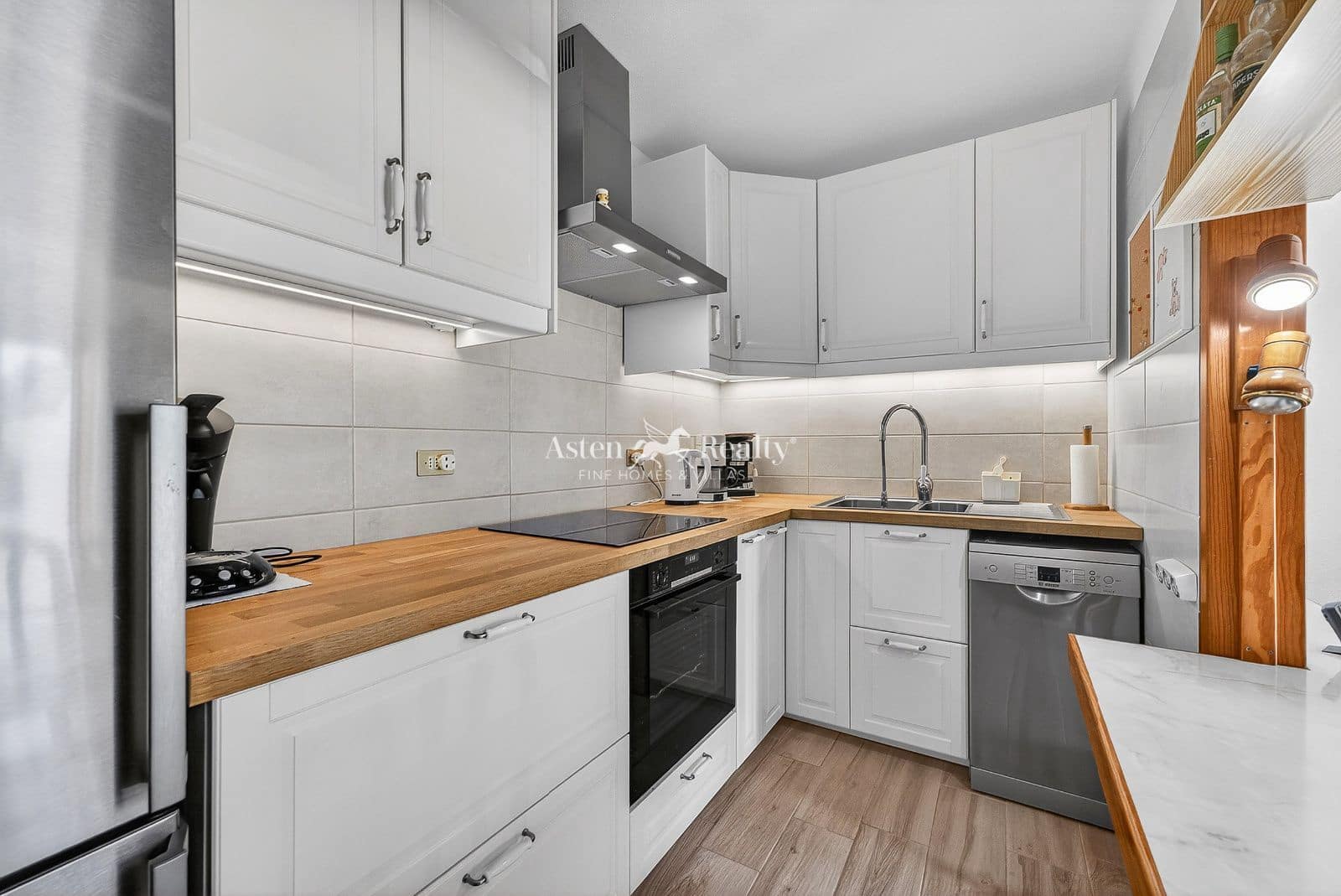 1 makuuhuone Asunto myytävänä paikassa Costa del Silencio mukana uima-altaan - 199 000 € (Ref: 9769090)