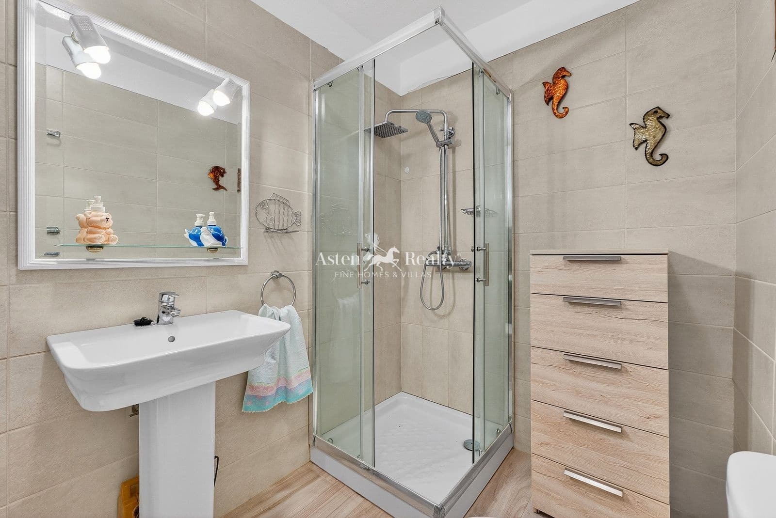 1 makuuhuone Asunto myytävänä paikassa Costa del Silencio mukana uima-altaan - 199 000 € (Ref: 9769090)