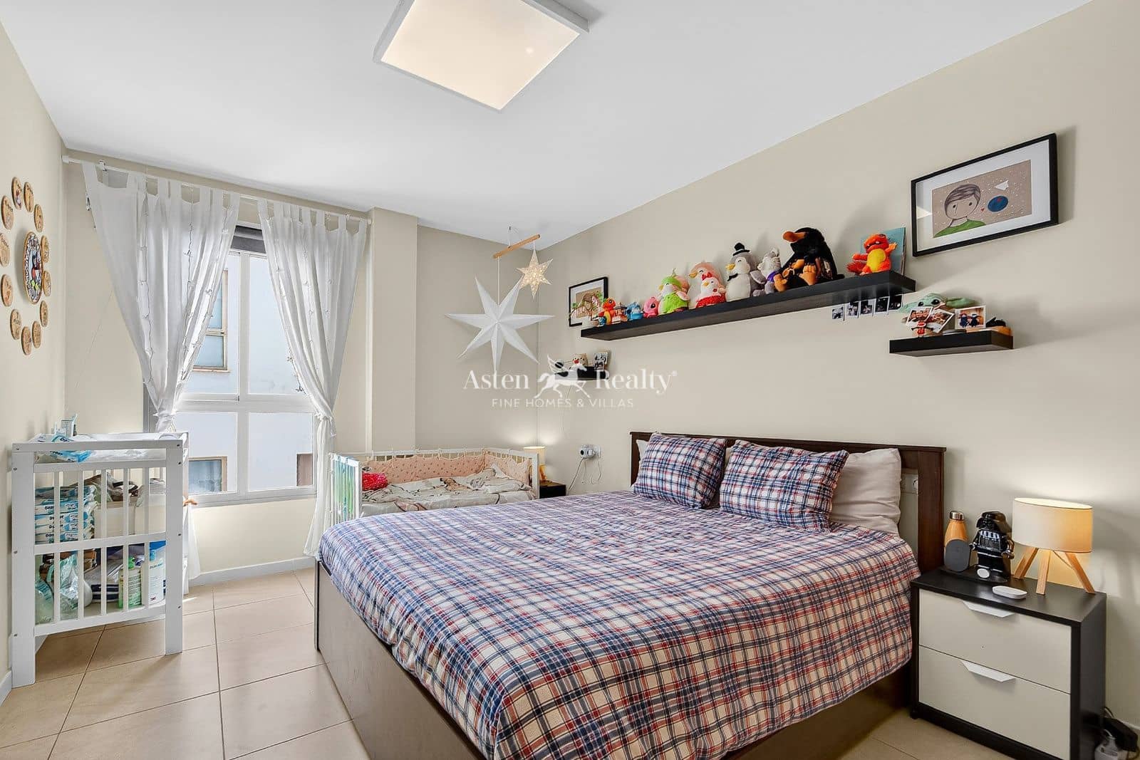 4 bedroom Penthouse for sale in San Cristobal de La Laguna with garage - € 348,000 (Ref: 9772449)