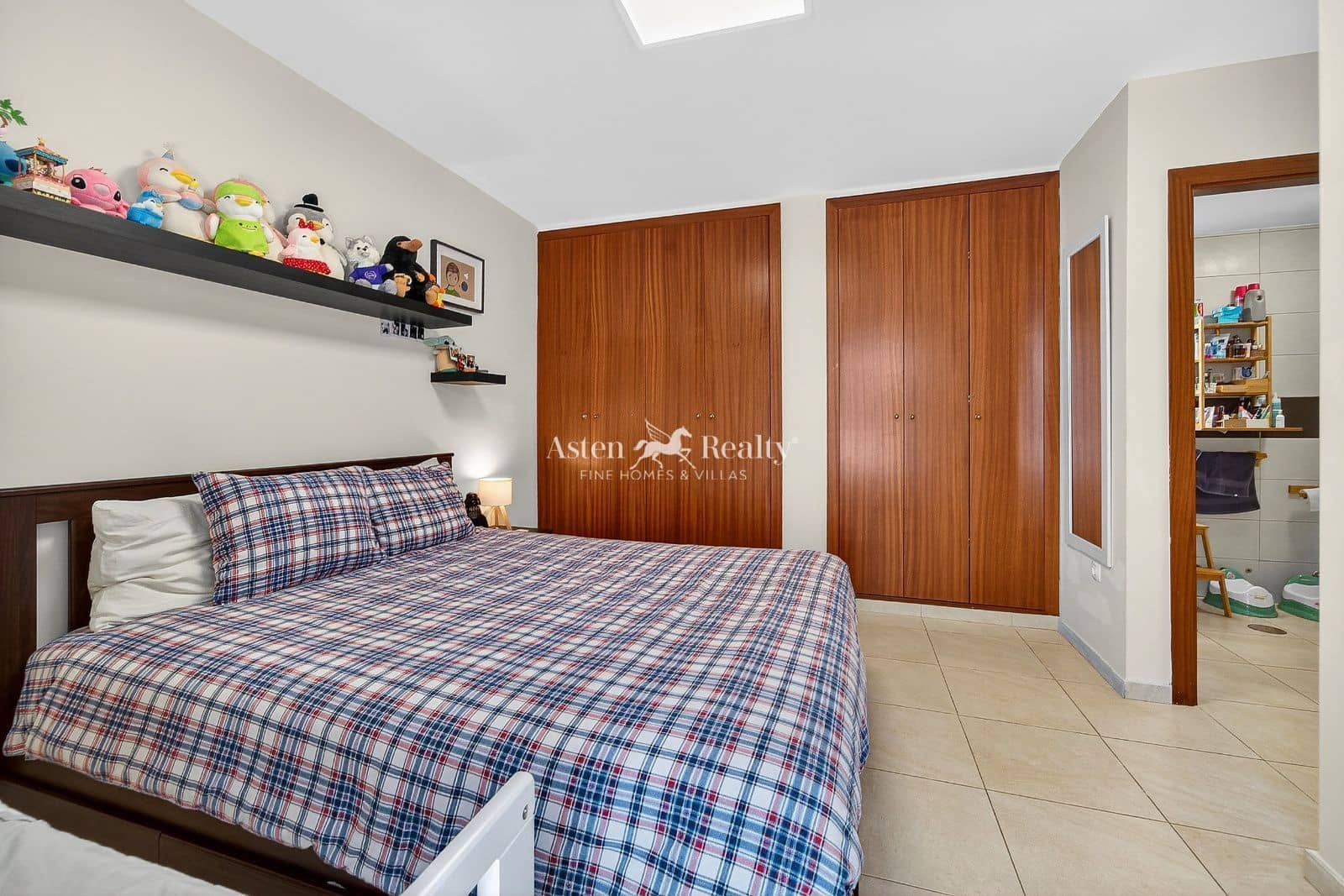 4 bedroom Penthouse for sale in San Cristobal de La Laguna with garage - € 348,000 (Ref: 9772449)