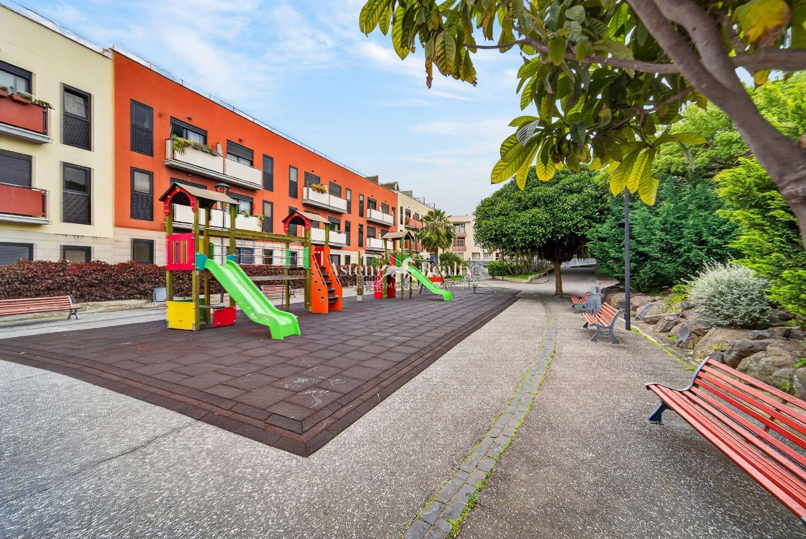 4 bedroom Penthouse for sale in San Cristobal de La Laguna with garage - € 348,000 (Ref: 9772449)