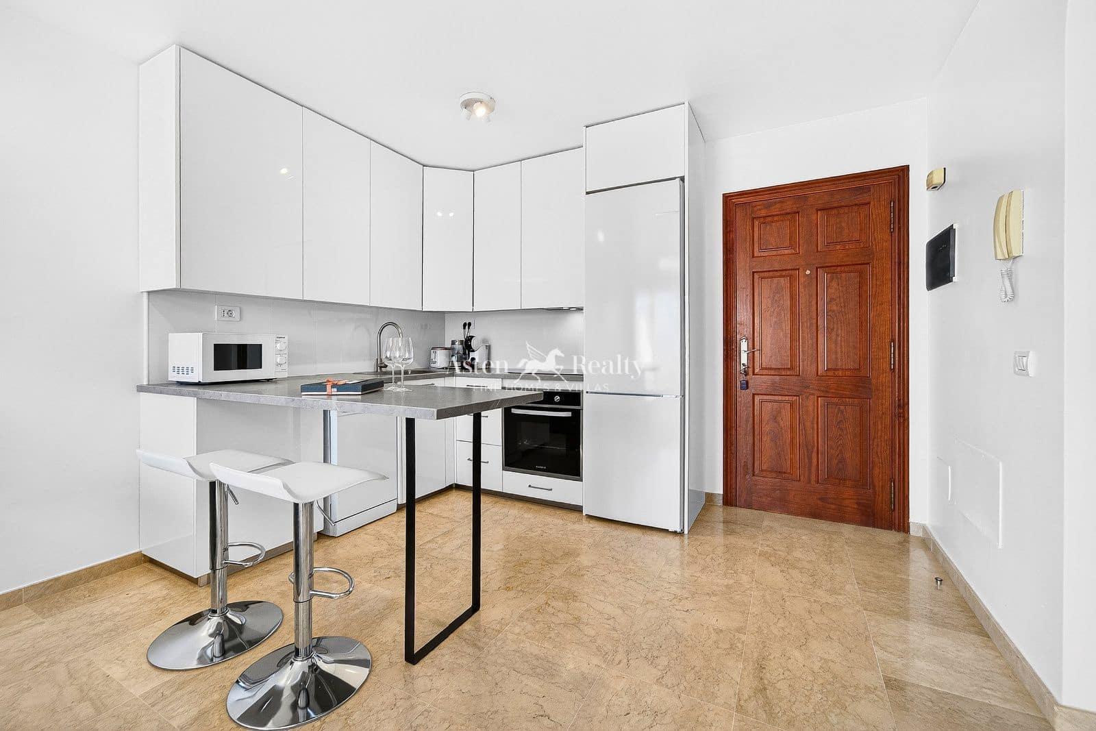 1 slaapkamer Penthouse te koop in Palm-Mar met zwembad garage - € 435.000 (Ref: 9782143)