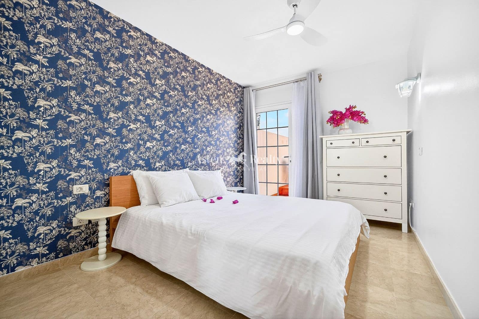 1 slaapkamer Penthouse te koop in Palm-Mar met zwembad garage - € 435.000 (Ref: 9782143)