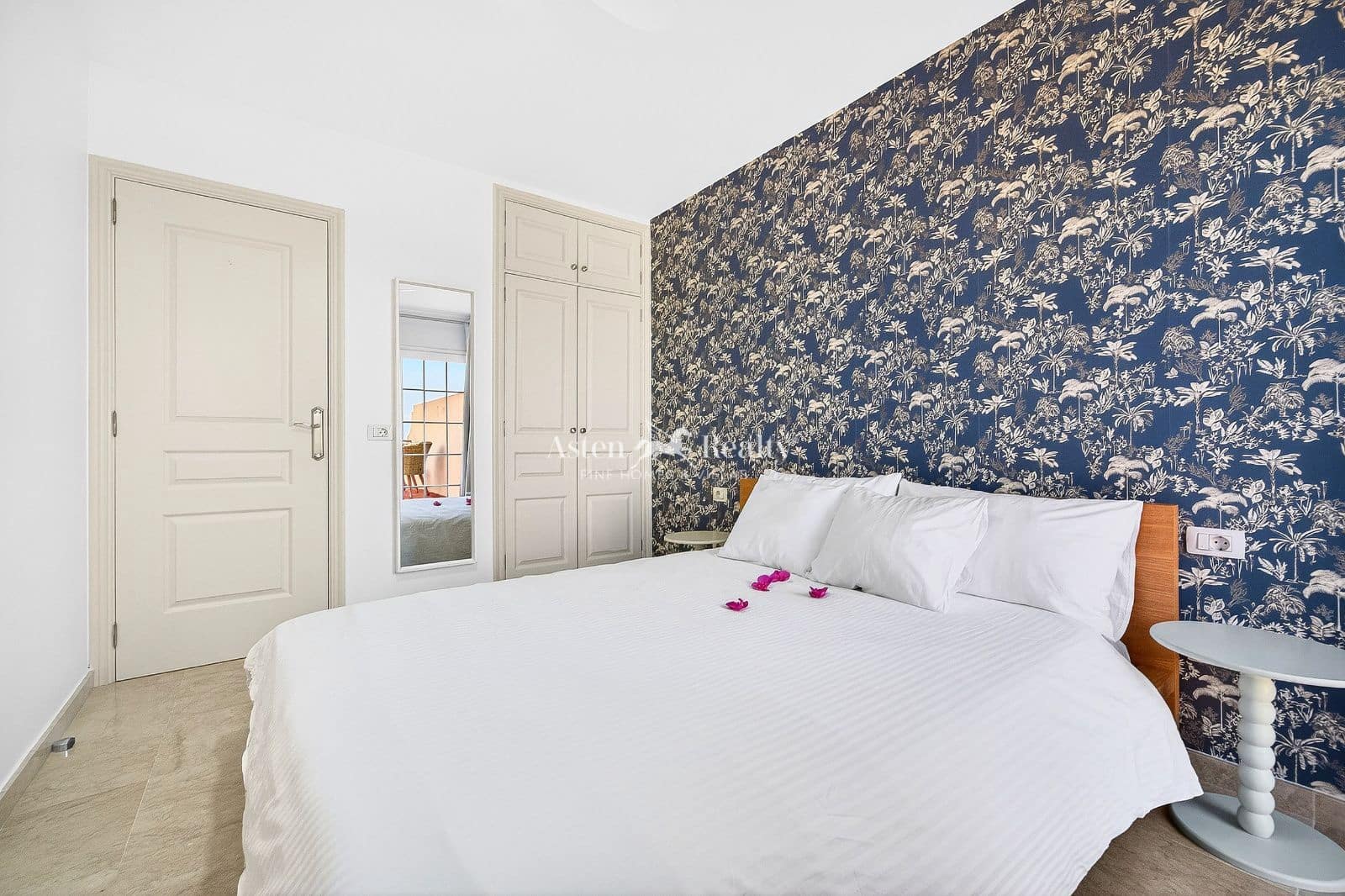 1 slaapkamer Penthouse te koop in Palm-Mar met zwembad garage - € 435.000 (Ref: 9782143)