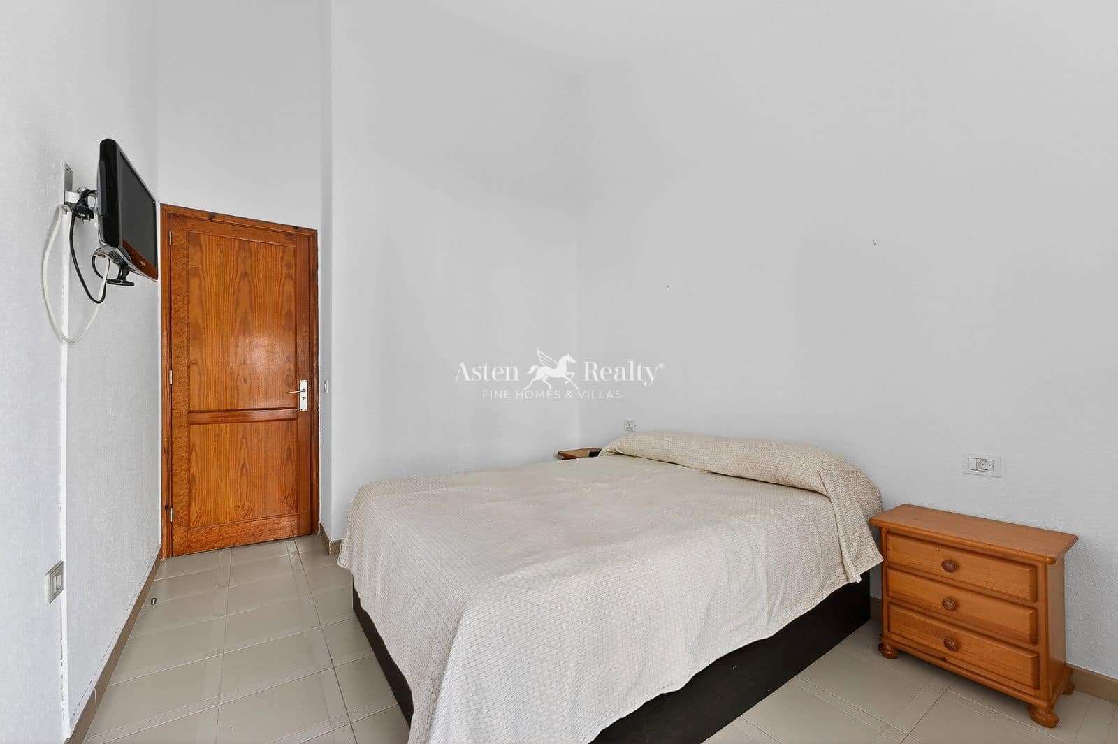 2 Zimmer Wohnung zu verkaufen in Playa San Juan mit Pool Garage - 300.000 € (Ref: 9782490)