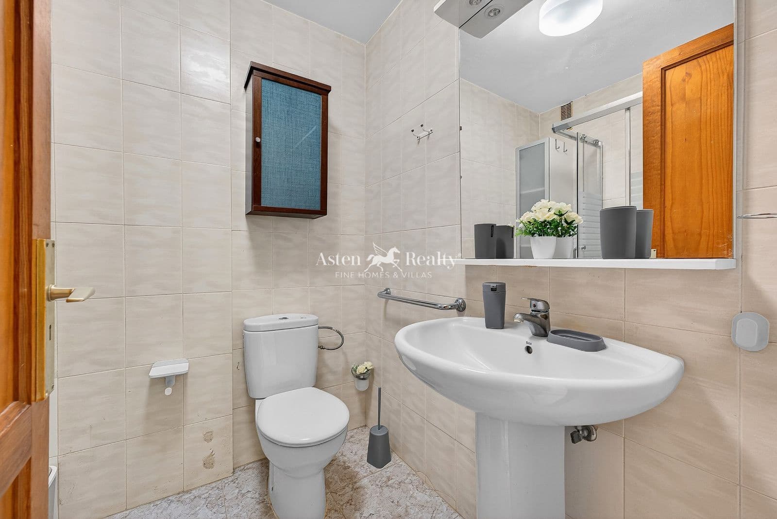 2 Zimmer Wohnung zu verkaufen in Playa San Juan mit Pool Garage - 300.000 € (Ref: 9782490)