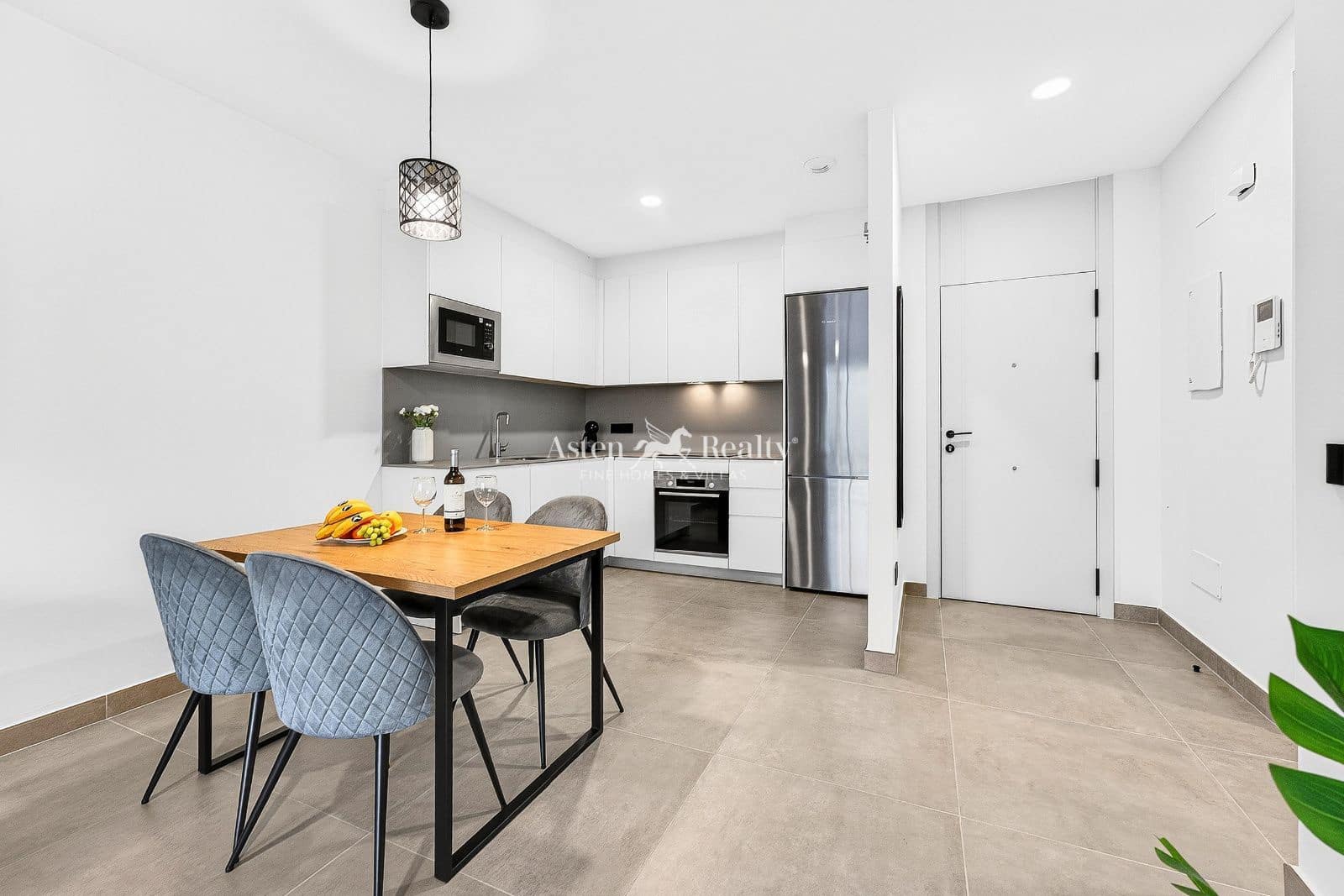 2 camera da letto Appartamento in vendita in Torviscas con piscina garage - 590.000 € (Rif: 9789851)