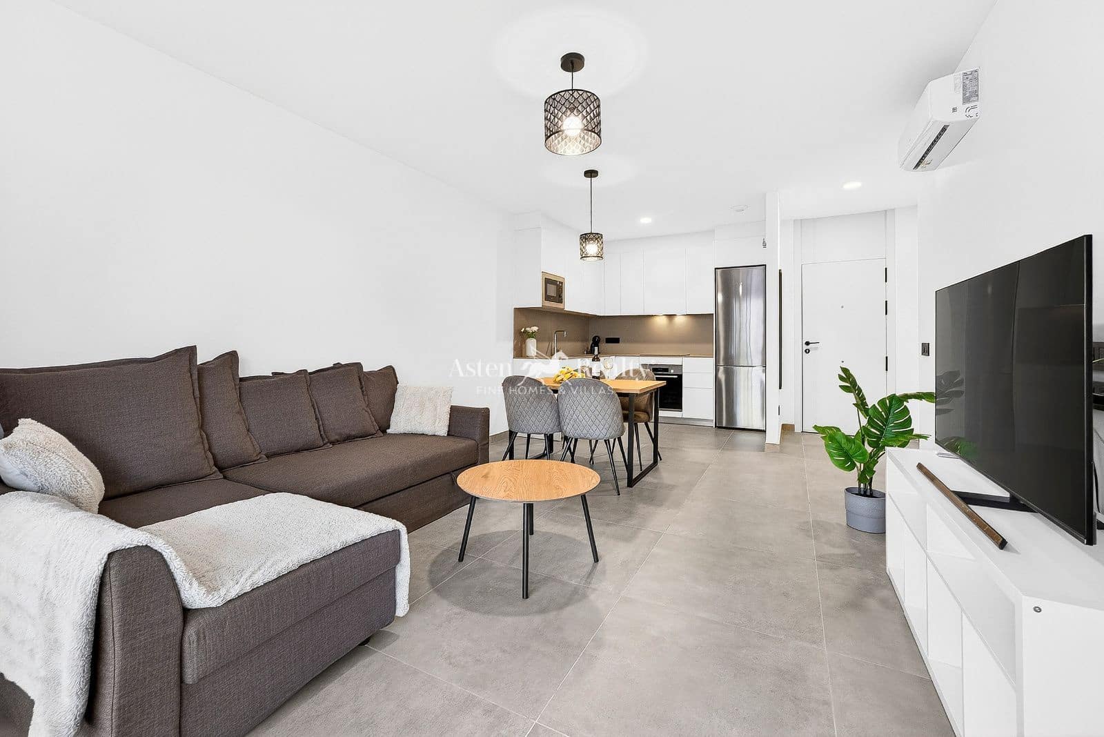 2 camera da letto Appartamento in vendita in Torviscas con piscina garage - 590.000 € (Rif: 9789851)