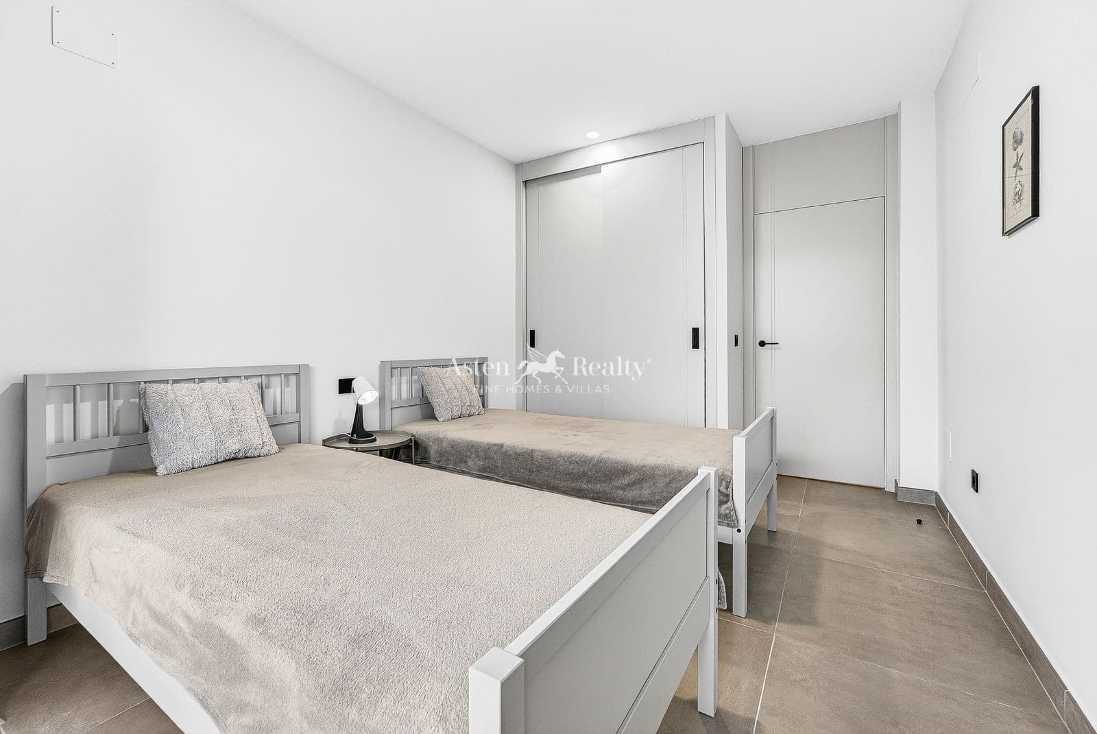 2 camera da letto Appartamento in vendita in Torviscas con piscina garage - 590.000 € (Rif: 9789851)