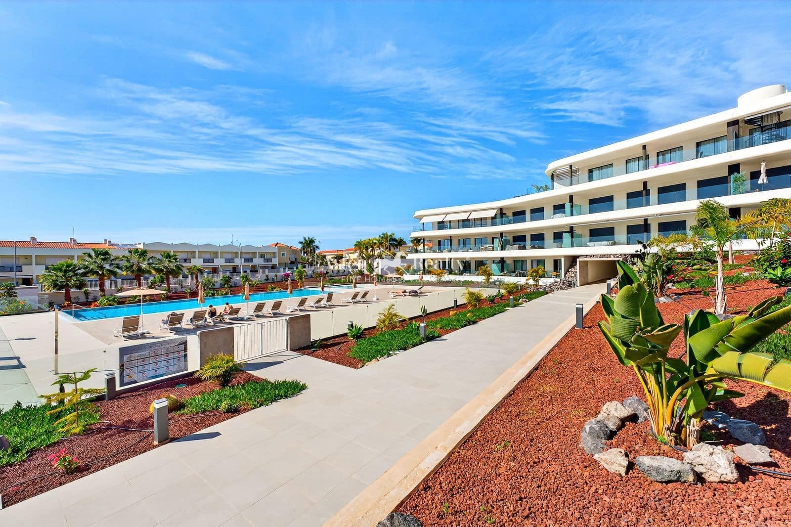 2 camera da letto Appartamento in vendita in Torviscas con piscina garage - 590.000 € (Rif: 9789851)