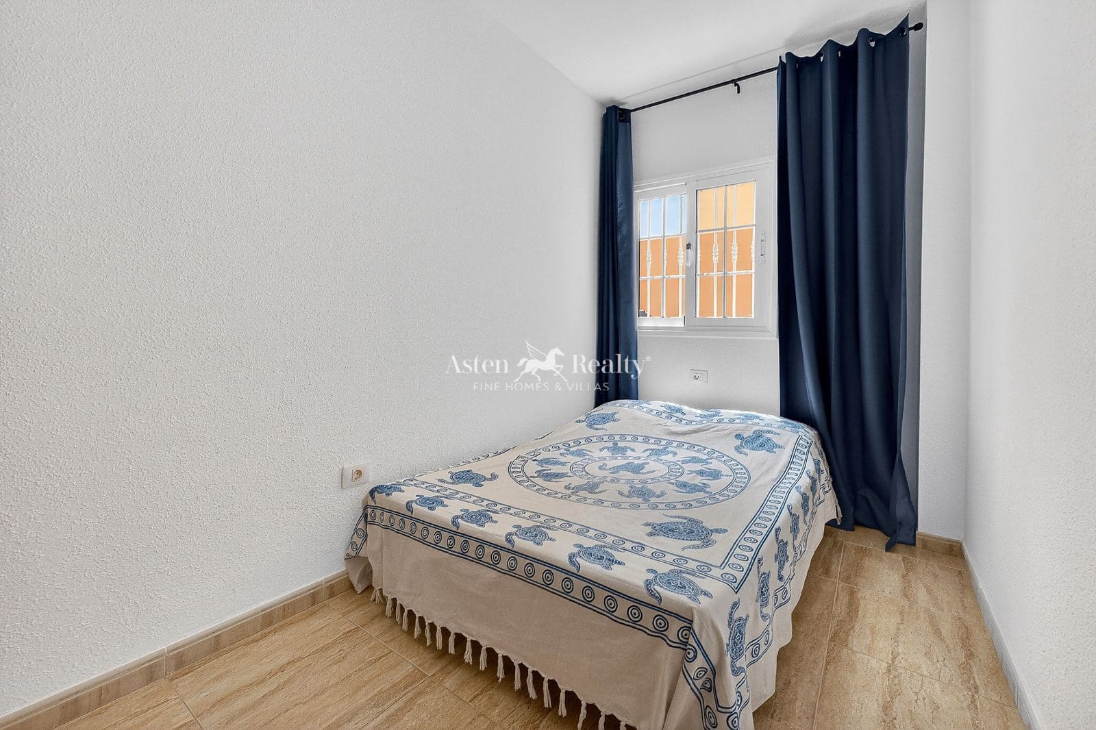 2 quarto Apartamento para venda em Palm-Mar com piscina garagem - 320 000 € (Ref: 9793488)