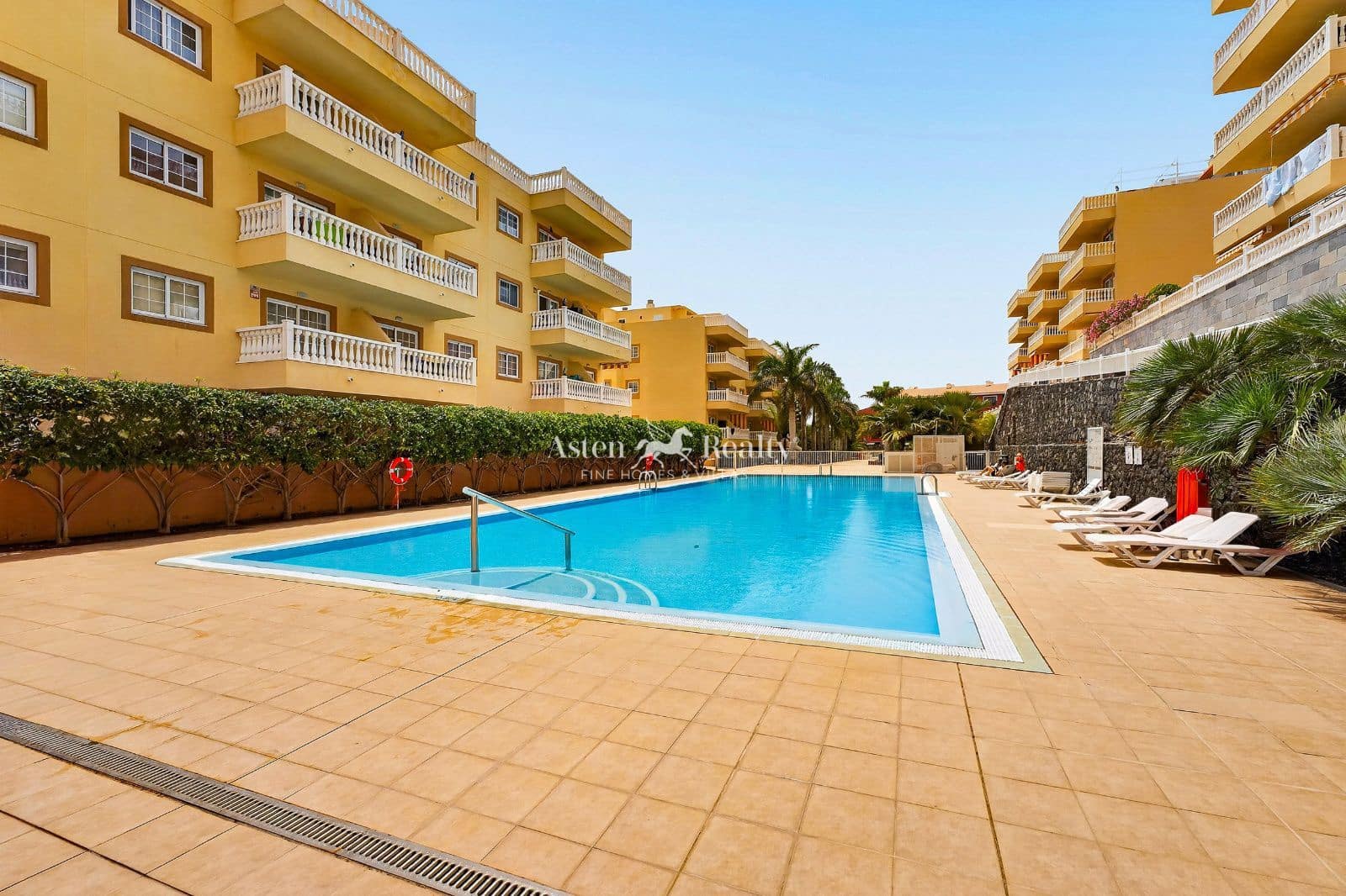 2 quarto Apartamento para venda em Palm-Mar com piscina garagem - 320 000 € (Ref: 9793488)