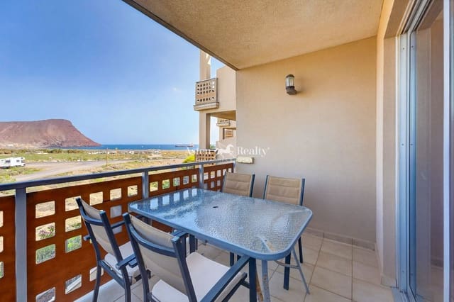 2 quarto Apartamento para venda em El Medano, Granadilla de Abona com piscina garagem - 445 000 € (Ref: 9793656)