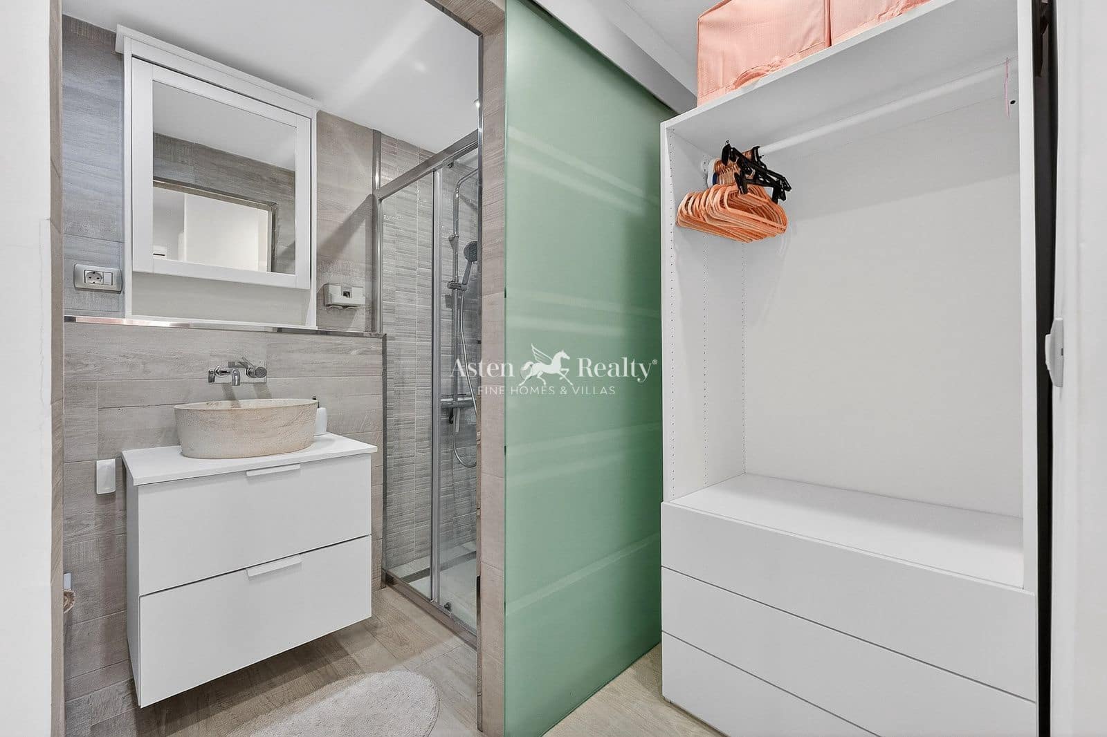 3 slaapkamer Flat te koop in Torviscas met garage - € 474.995 (Ref: 9793657)