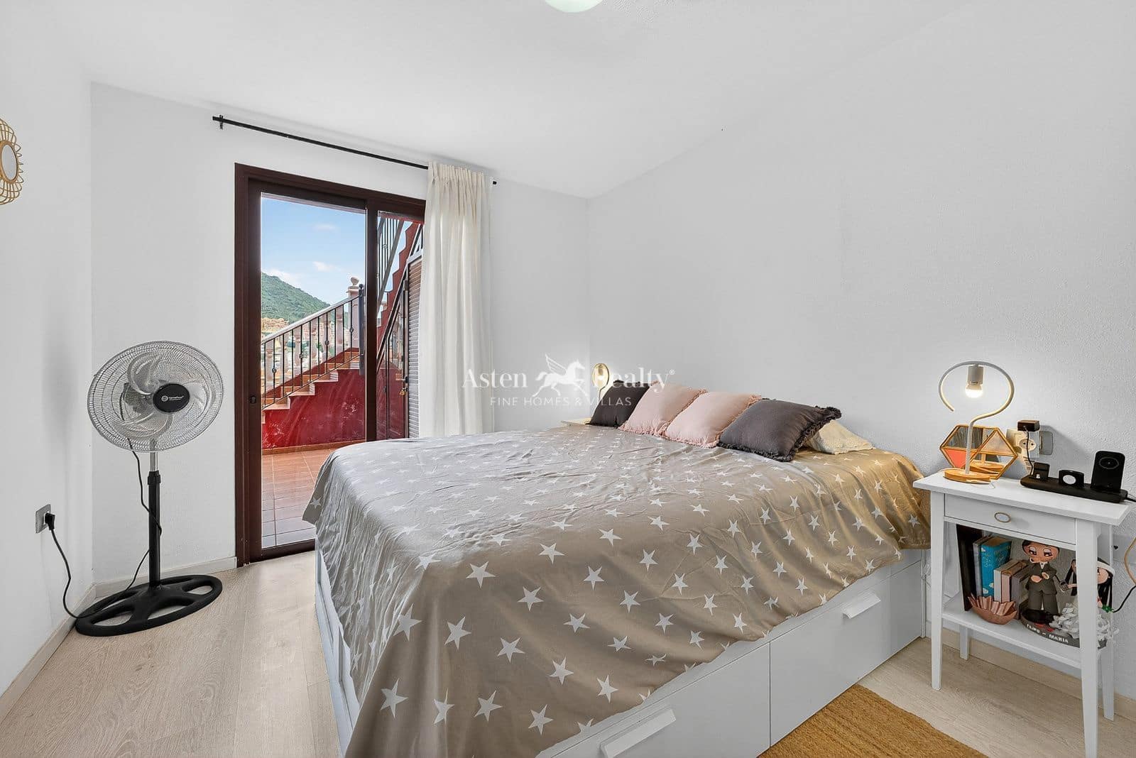 3 slaapkamer Flat te koop in Torviscas met garage - € 474.995 (Ref: 9793657)