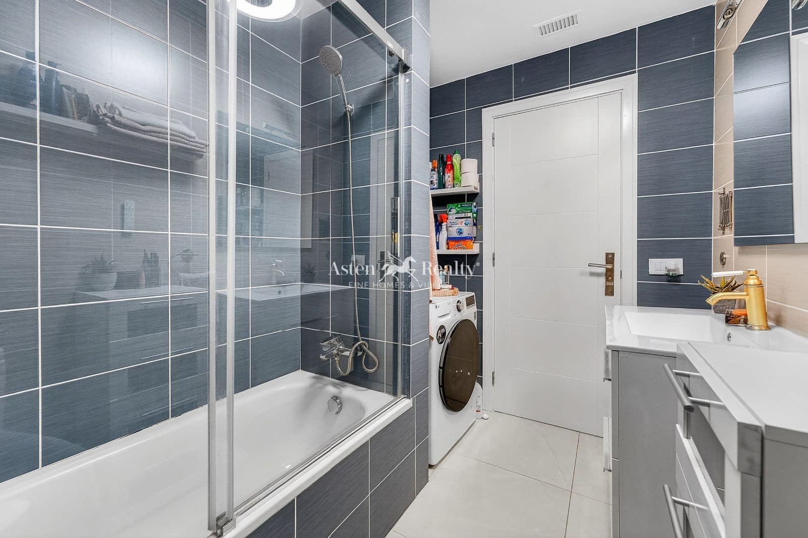 4 sovrum Lägenhet till salu i Amarilla Golf med pool garage - 505 000 € (Ref: 9793658)