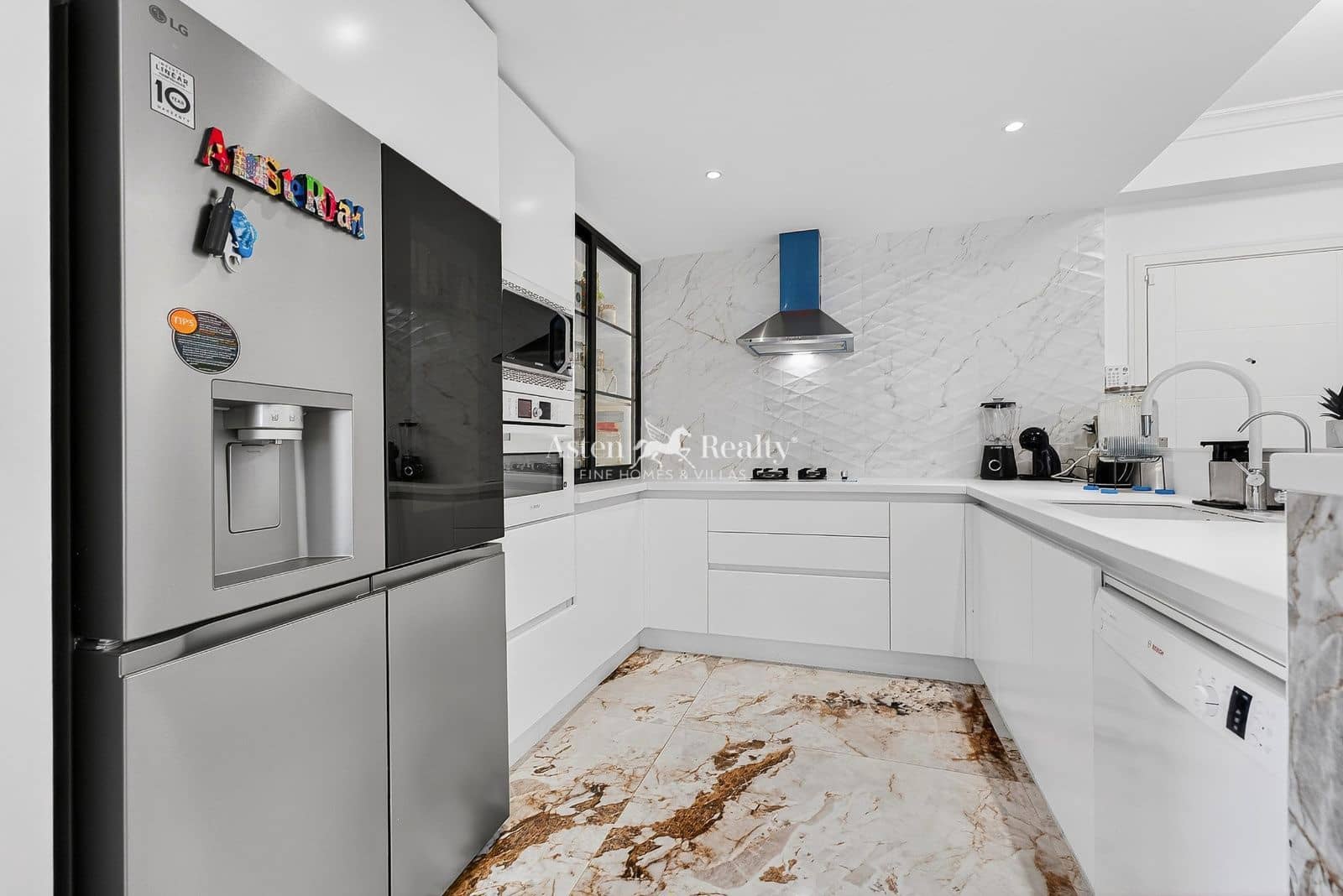 4 sovrum Lägenhet till salu i Amarilla Golf med pool garage - 505 000 € (Ref: 9793658)