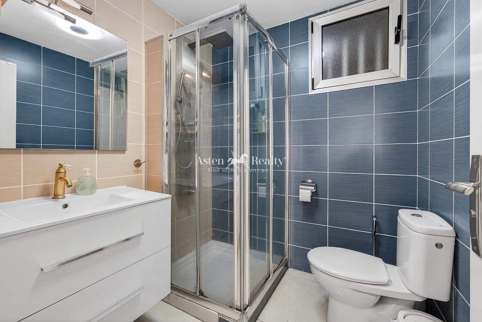 4 sovrum Lägenhet till salu i Amarilla Golf med pool garage - 505 000 € (Ref: 9793658)