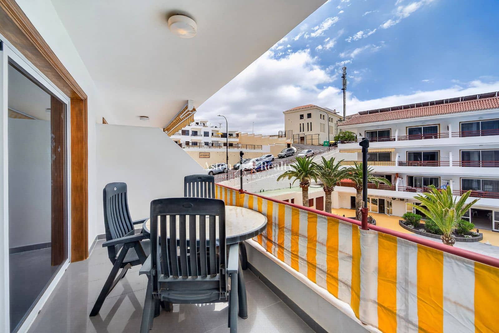 1 Zimmer Wohnung zu verkaufen in Puerto Santiago mit Pool - 330.000 € (Ref: 9797758)