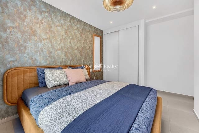 2 bedroom Flat for sale in Casco Urbano, Adeje with garage - € 340,000 (Ref: 9798385)