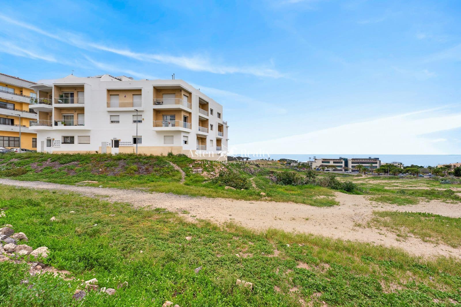 2 bedroom Flat for sale in Adeje with garage - € 340,000 (Ref: 9798385)