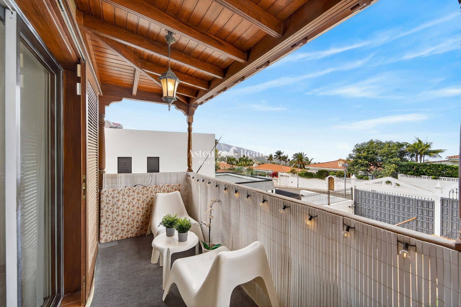 3 chambre Maison de Ville à vendre à La Orotava avec piscine garage - 740 000 € (Ref: 9802670)