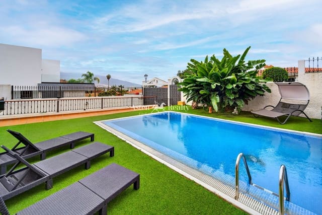 3 soveværelse Byhus til salg i La Orotava med swimmingpool garage - € 740.000 (Ref: 9802670)