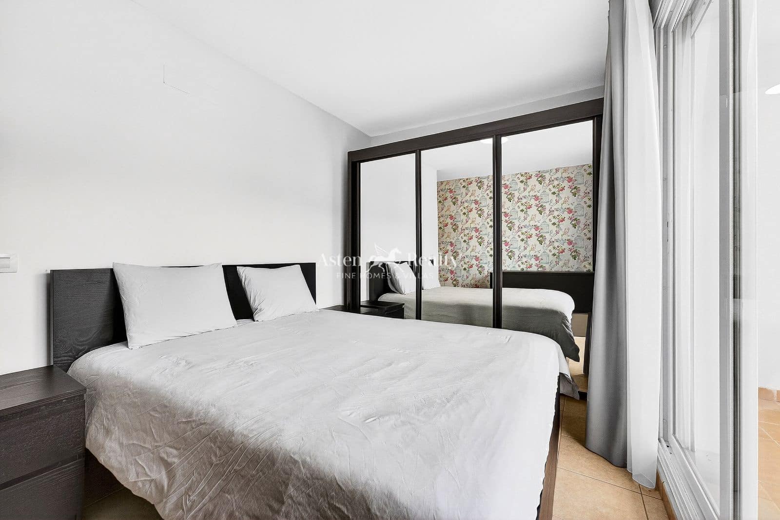 3 quarto Casa em Banda para venda em Torviscas com piscina garagem - 470 000 € (Ref: 9802960)