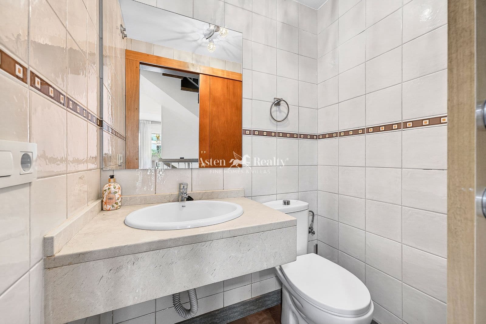 3 quarto Casa em Banda para venda em Torviscas com piscina garagem - 470 000 € (Ref: 9802960)